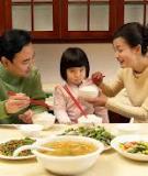 La mắng con trong bữa cơm - điều tối kị