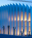 Nhà hình quạt độc đáo 'theo dõi' chuyển động mặt trời quanh năm